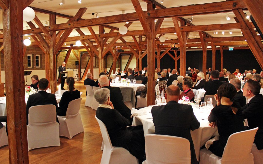 Stiftung Ratskirche St. Martini lud ein zum Martinsgansessen