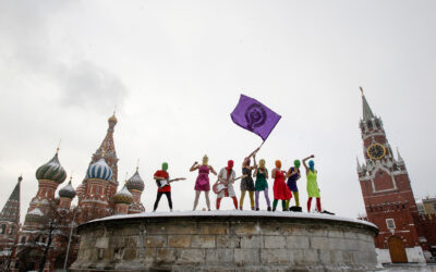 Russisches Protest-Kollektiv Pussy Riot gibt Konzert „Riot Days“ in der Mindener St. Marienkirche