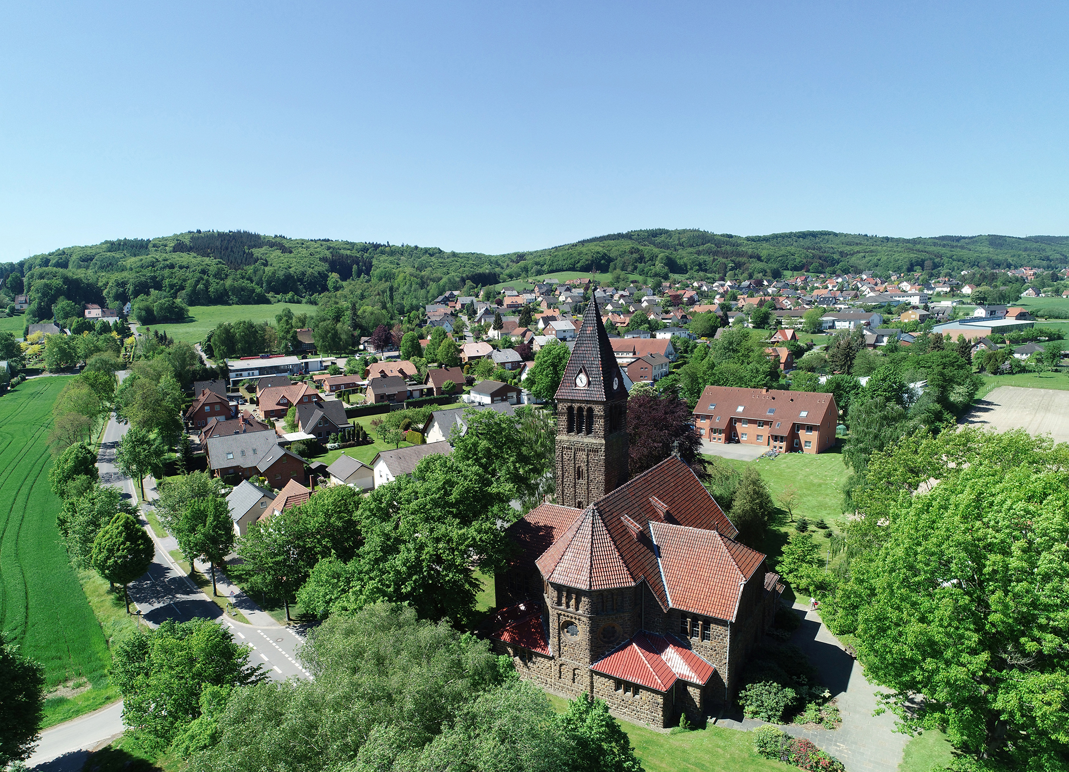 DCIM103MEDIADJI_0529.JPG Ev. Kirche Oberlübbe - Frühling